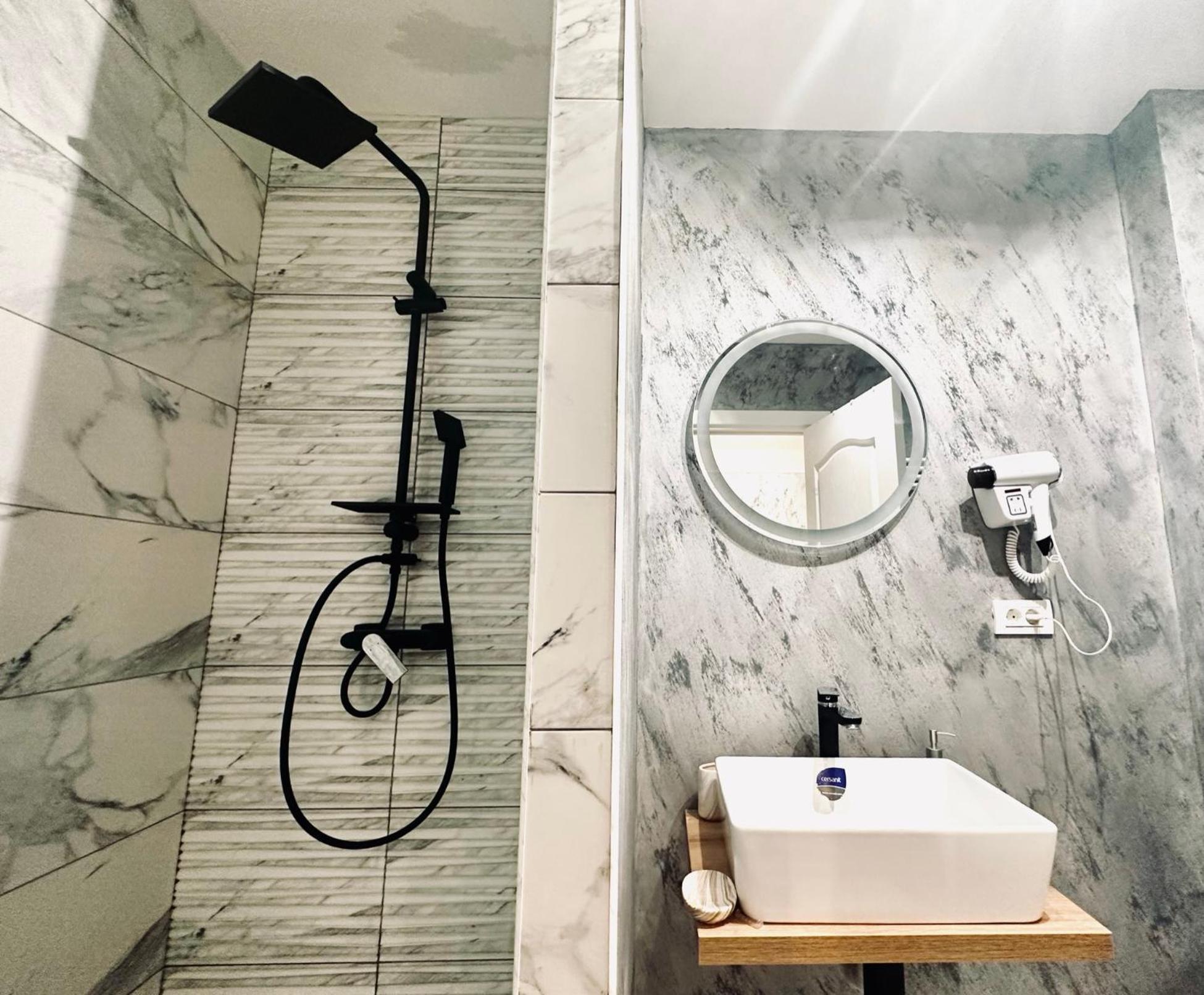 Stay Inn Central Brasov Apartments מראה חיצוני תמונה